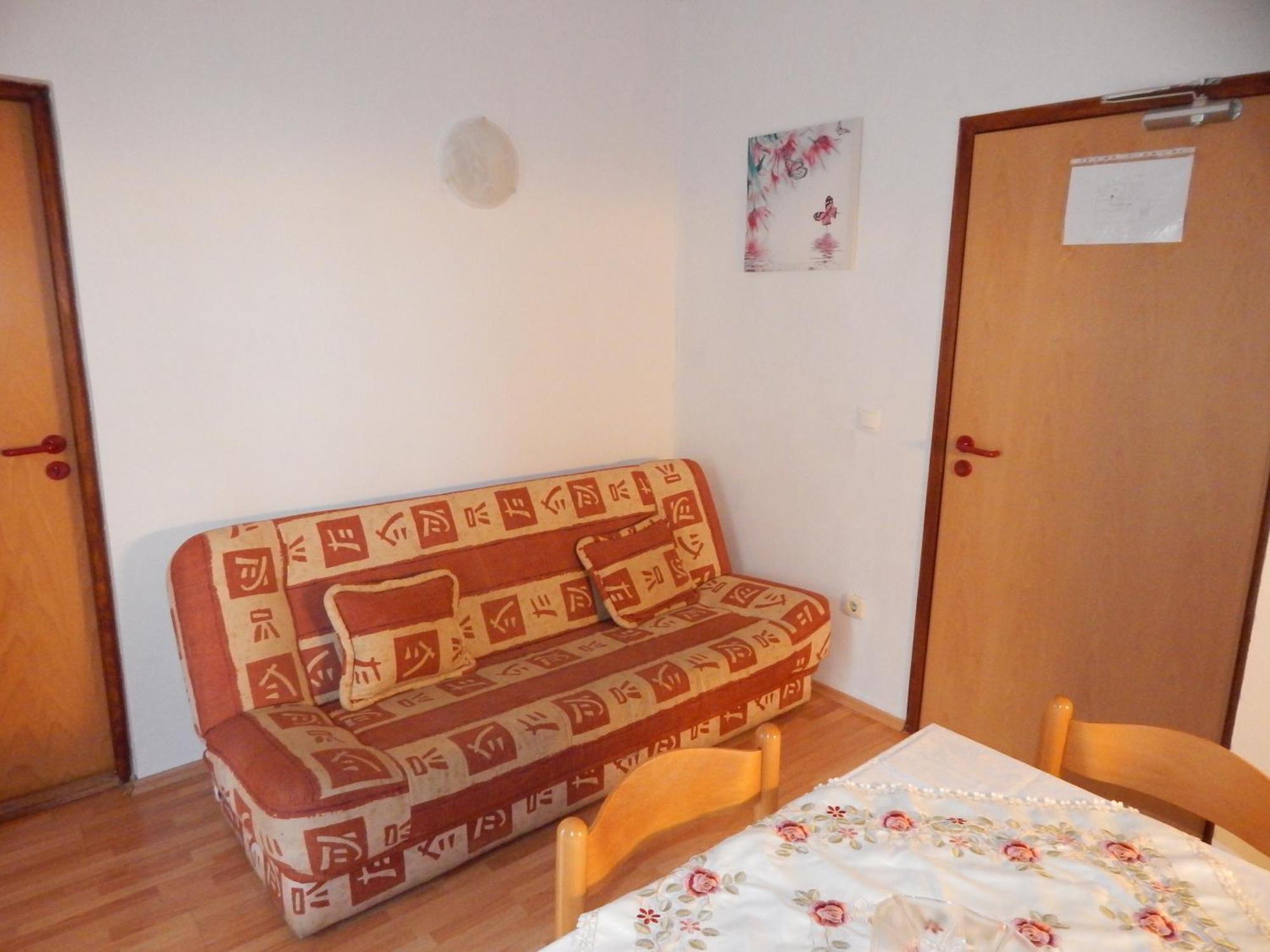 Adrienn Apartments Стари Град Стая снимка