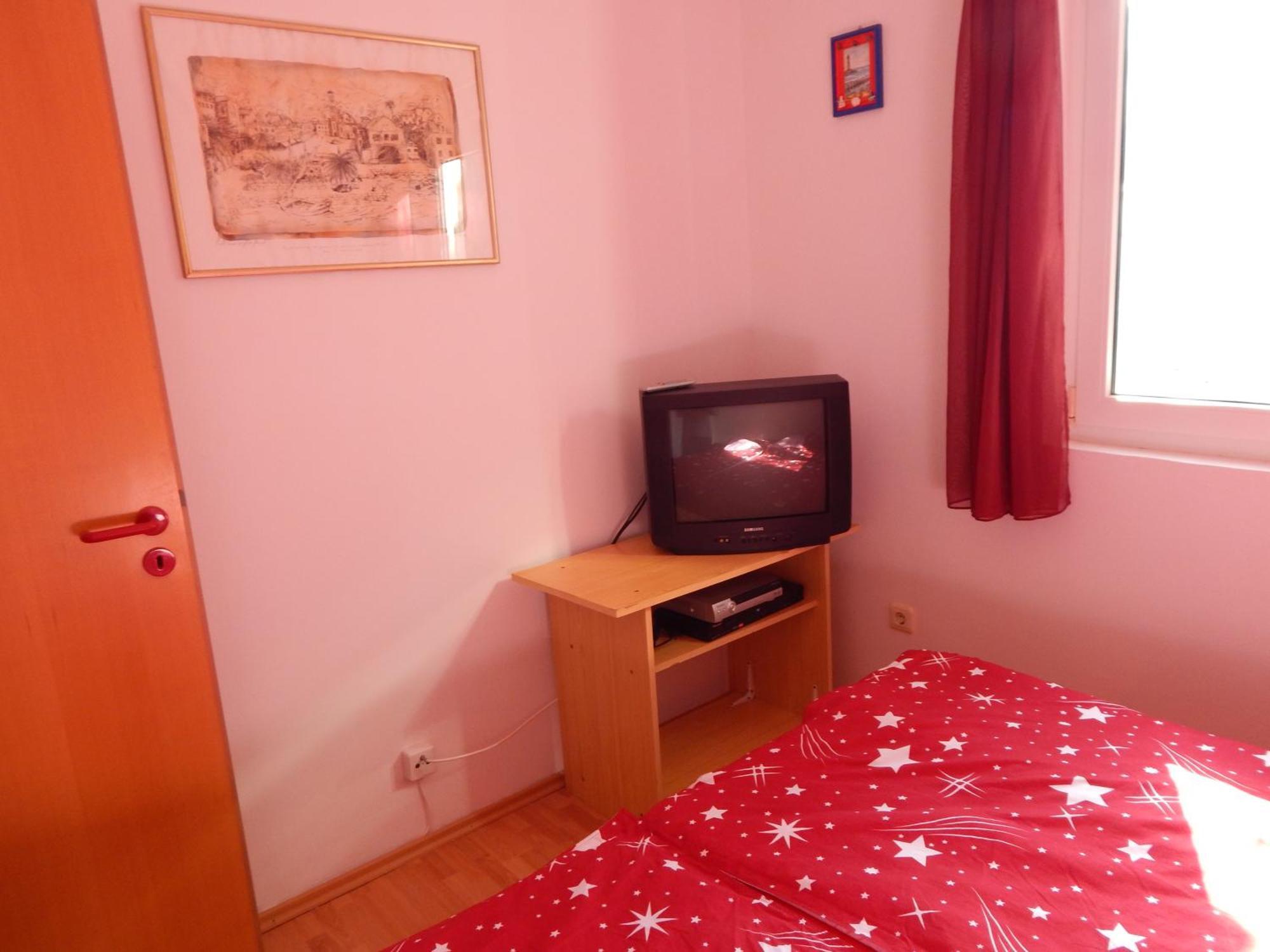 Adrienn Apartments Стари Град Стая снимка