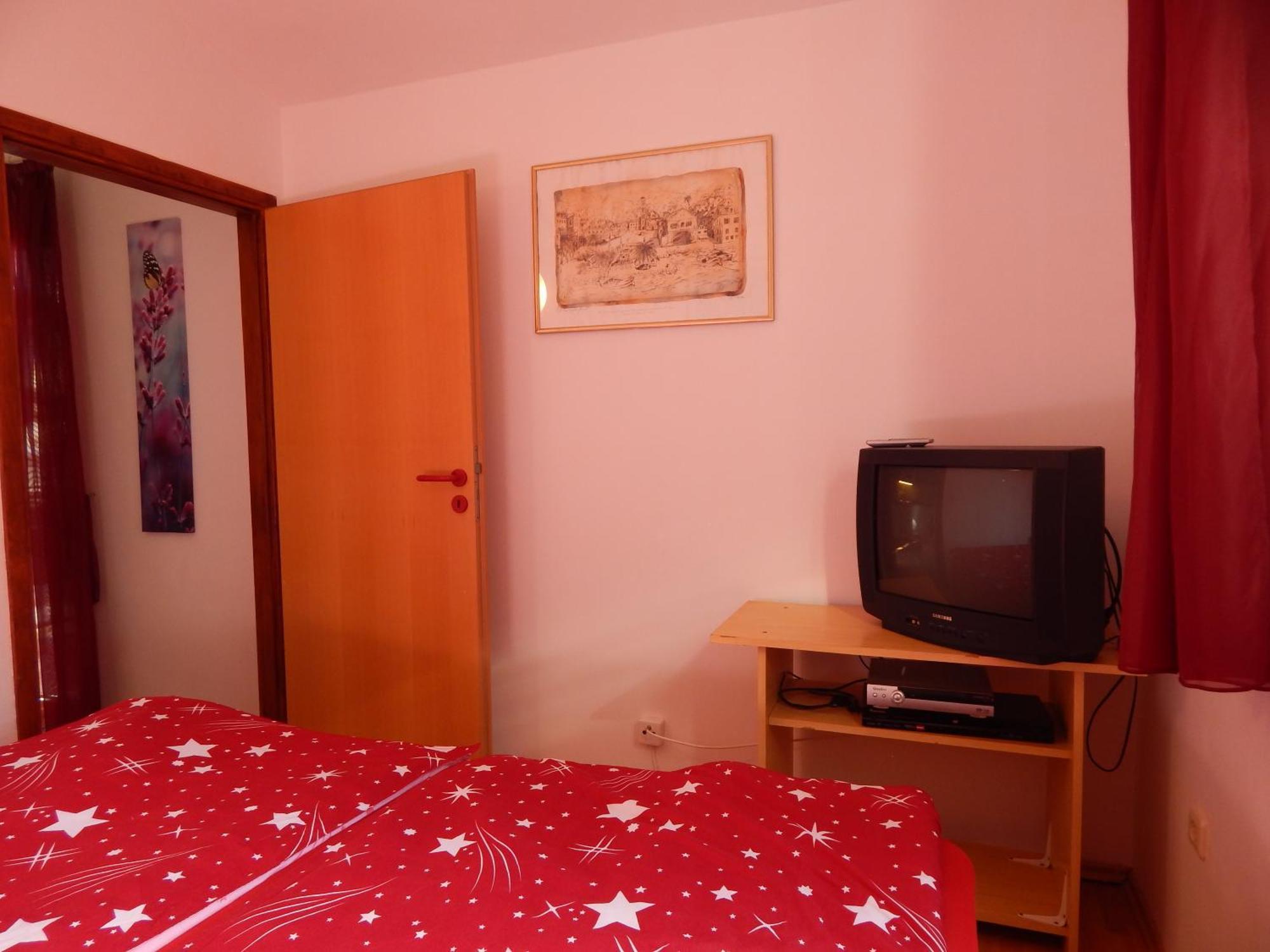 Adrienn Apartments Стари Град Стая снимка